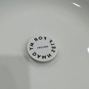 Mejuri pop socket, in mirror says “for my damn self”